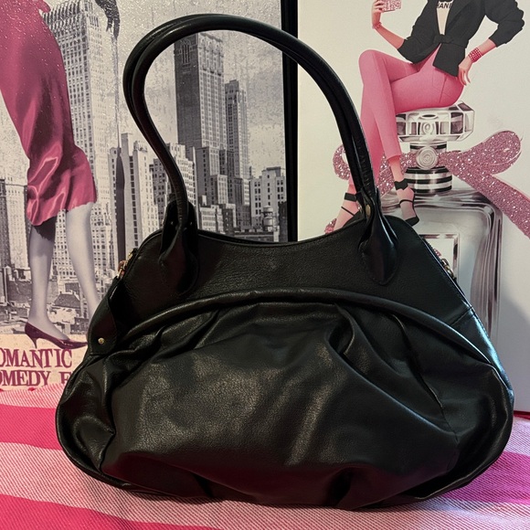 Furla Black Leather Shoulder Bag - Picture 3 of 16